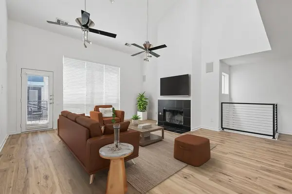 2200 N Peak Street, Dallas, TX 75204