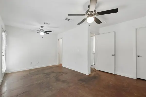 2200 N Peak Street, Dallas, TX 75204