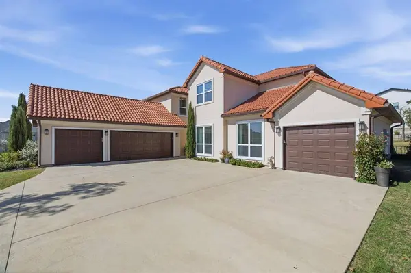 2501 Oak Bluff Drive, Corinth, TX 76210