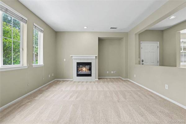 10546 Graymont LN, Littleton, CO 80126
