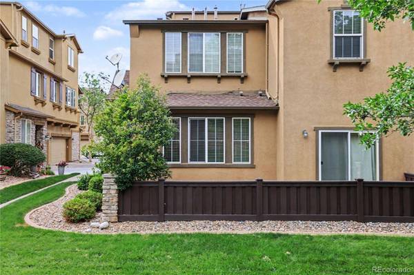 10546 Graymont LN, Littleton, CO 80126