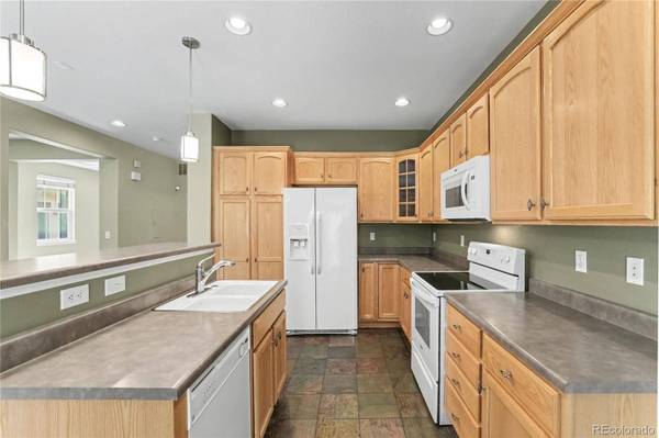10546 Graymont LN, Littleton, CO 80126