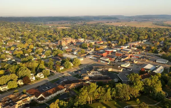 What's Driving Home Prices in Sun Prairie, WI This Month? (December 2025)