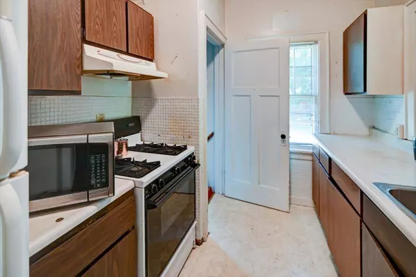 3238 Ridgeway Avenue, Madison, WI 53704