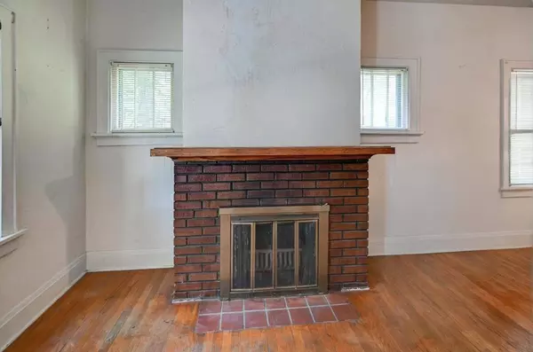 3238 Ridgeway Avenue, Madison, WI 53704