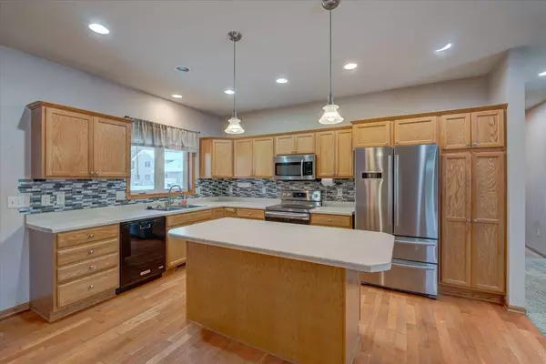 705 Prairie Lane, Mazomanie, WI 53560