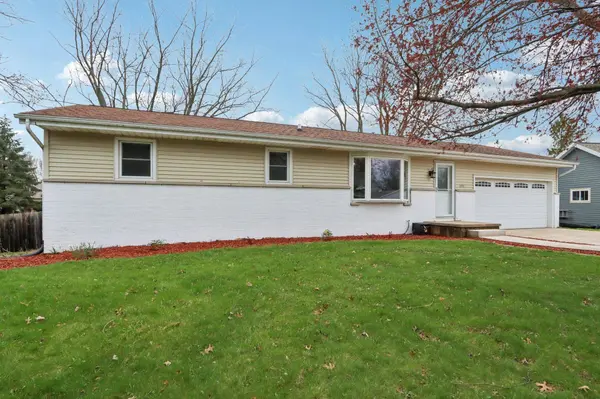 890 Blaser Court, Sun Prairie, WI 53590-0001