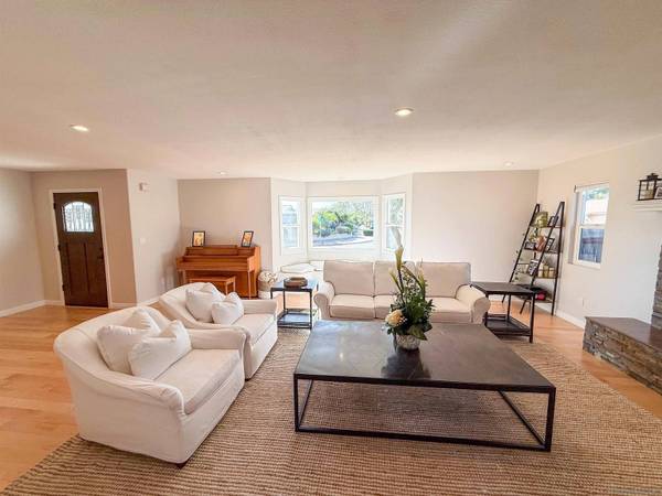 5257 Cole, San Diego, CA 92117