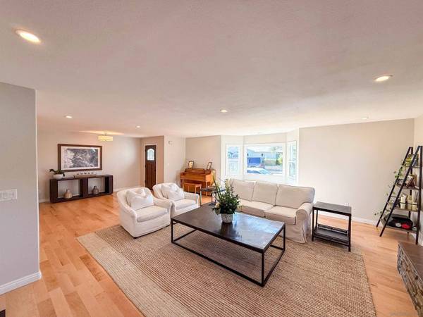 5257 Cole, San Diego, CA 92117