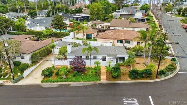 880 Tarento Drive, Point Loma, CA 92106