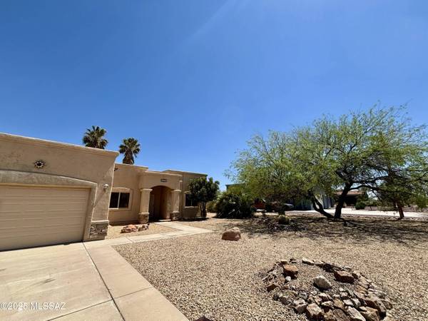 1415 Via Merida, Rio Rico, AZ 85648