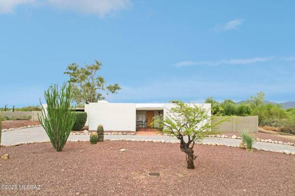 2811 W Maximilian Place, Tucson, AZ 85741