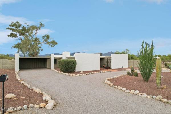 2811 W Maximilian Place, Tucson, AZ 85741