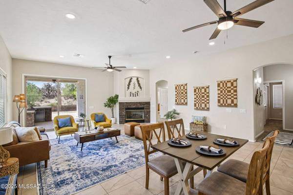 2453 W Hidden View Place, Tucson, AZ 85742