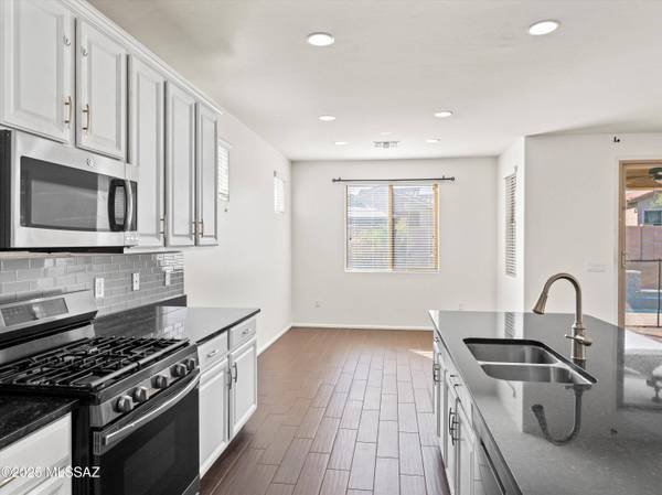 11309 W Stone Hearth Street, Marana, AZ 85658