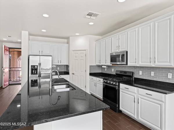 11309 W Stone Hearth Street, Marana, AZ 85658