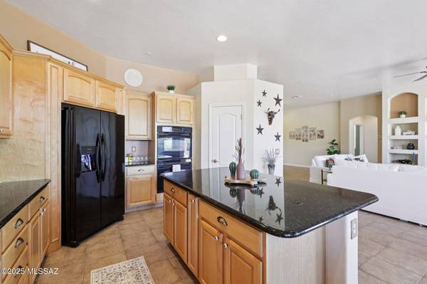 16567 S Saguaro View Lane, Vail, AZ 85641