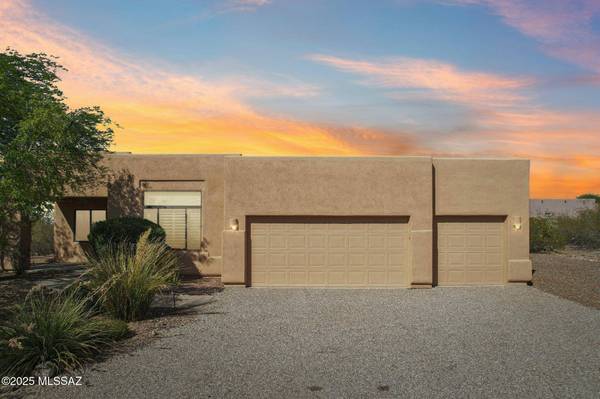 16567 S Saguaro View Lane, Vail, AZ 85641