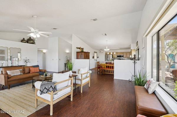 5720 W Placita Del Risco, Tucson, AZ 85745