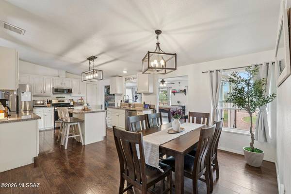 9811 N Sooner Lane, Marana, AZ 85653