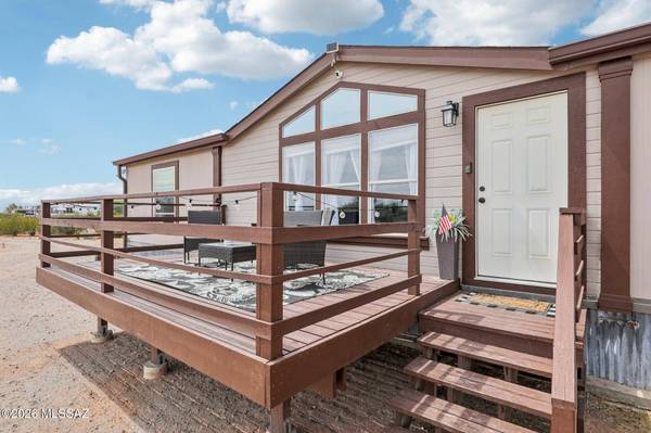 9811 N Sooner Lane, Marana, AZ 85653