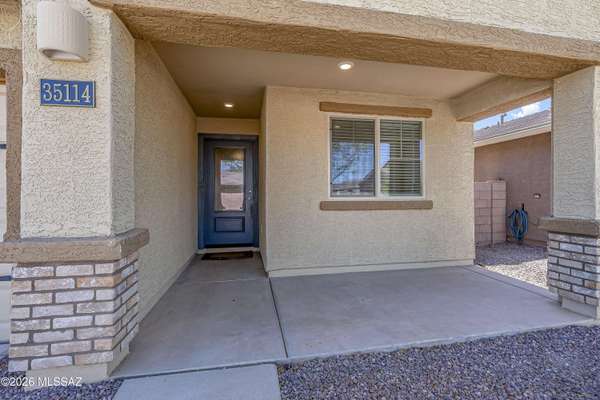 35114 S Iron Jaw Drive, Red Rock, AZ 85145