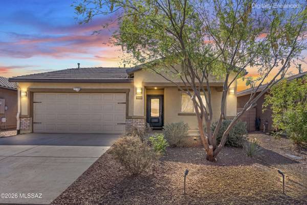 35114 S Iron Jaw Drive, Red Rock, AZ 85145