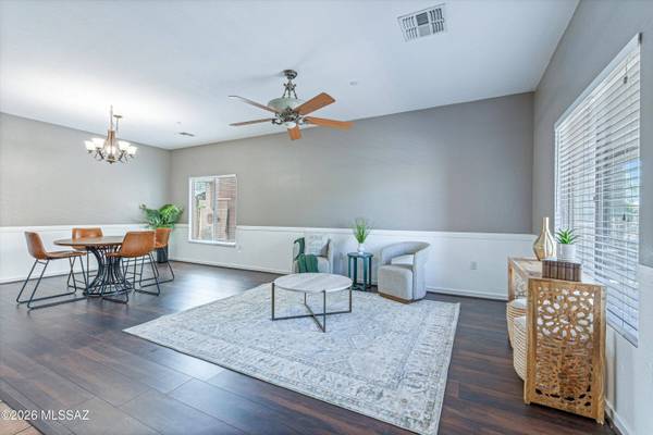 856 W Vuelta Granadina, Sahuarita, AZ 85629