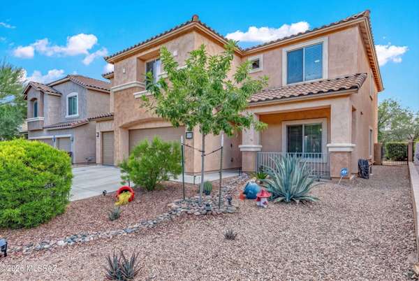 856 W Vuelta Granadina, Sahuarita, AZ 85629