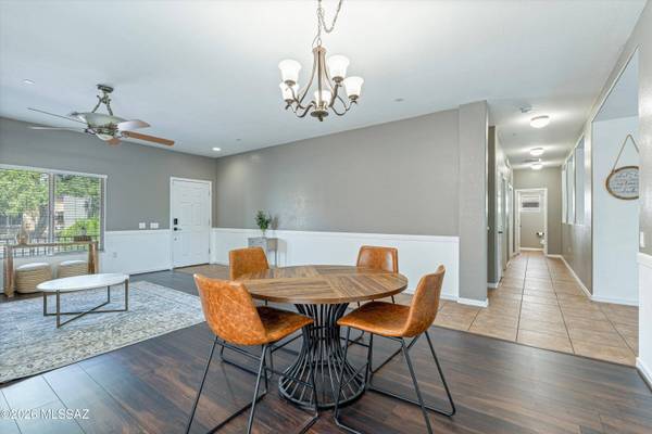 856 W Vuelta Granadina, Sahuarita, AZ 85629