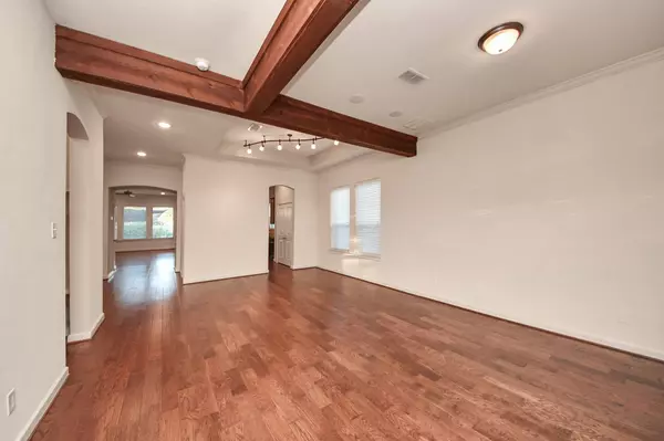 439 Cascade Oaks LN, Richmond, TX 77406