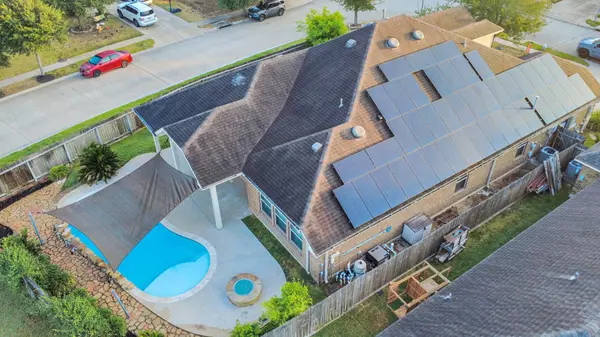 439 Cascade Oaks LN, Richmond, TX 77406