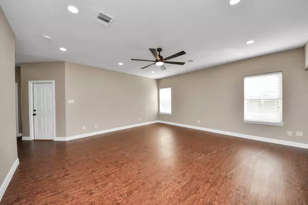 10731 Prillerman Trails DR, Houston, TX 77016