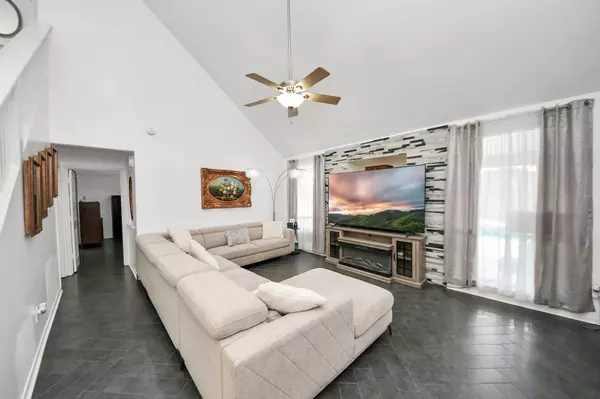 7410 Lassiter Hollow LN, Richmond, TX 77407