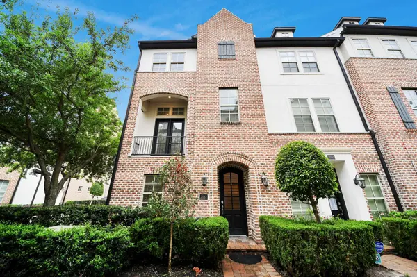 2061 Fannin STA N, Houston, TX 77045