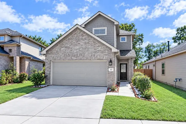 322 Emerald Thicket LN