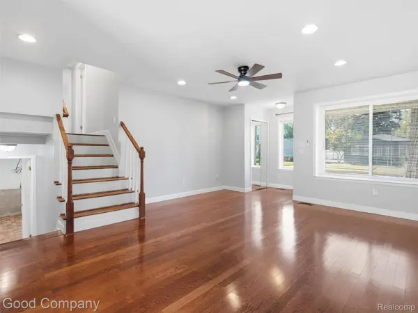 705 Millard AVE, Royal Oak, MI 48073