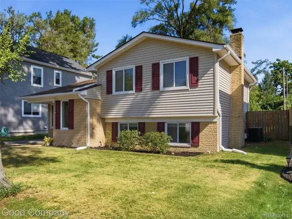705 Millard AVE, Royal Oak, MI 48073