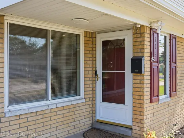 705 Millard AVE, Royal Oak, MI 48073