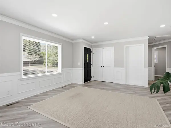 1112 Millard AVE, Royal Oak, MI 48073