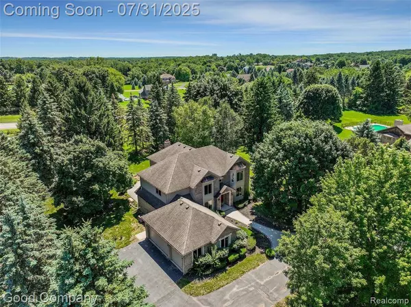 801 Shrewsbury Drive, Orion Twp, MI 48348