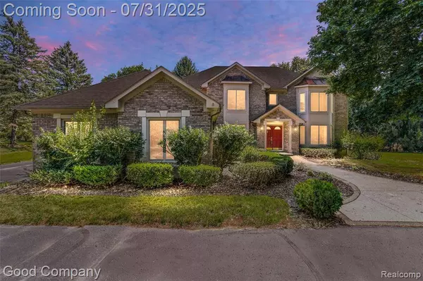 801 Shrewsbury Drive, Orion Twp, MI 48348