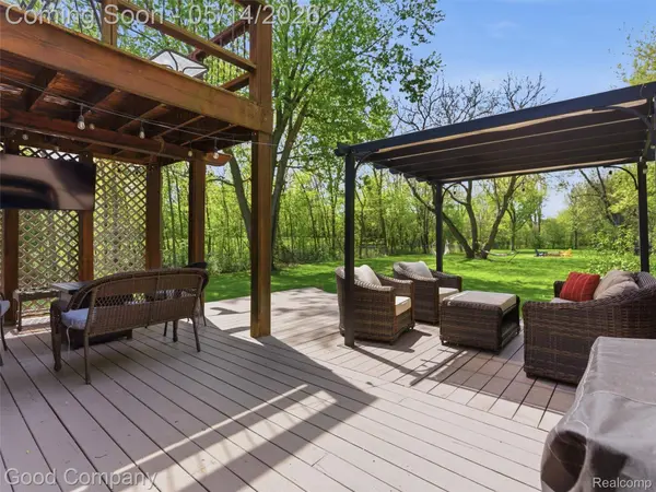 3392 Grant RD, Rochester Hills, MI 48309