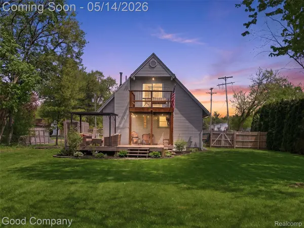 3392 Grant RD, Rochester Hills, MI 48309