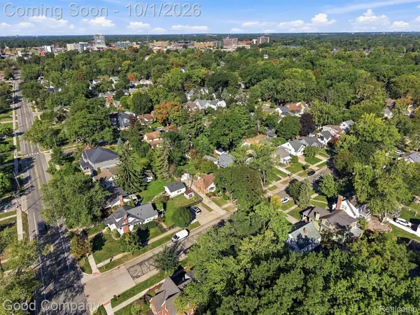 724 S Gainsborough AVE, Royal Oak, MI 48067