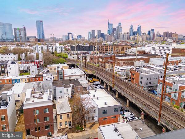 2505 MANTON ST, Philadelphia, PA 19146