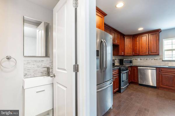 2505 MANTON ST, Philadelphia, PA 19146