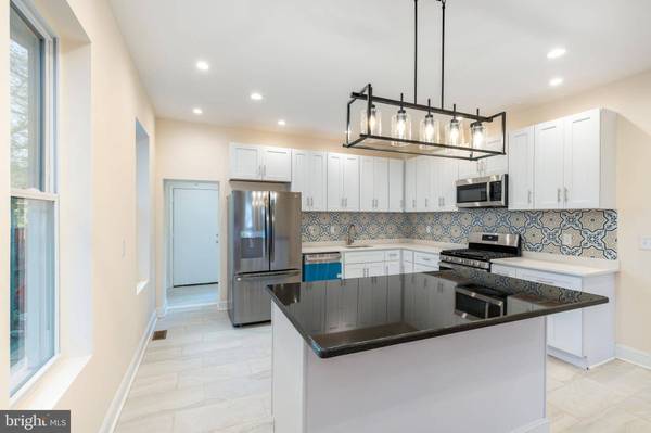 5380 CHEW AVE, Philadelphia, PA 19138