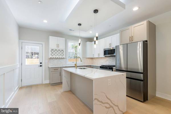 1161 S 19TH ST, Philadelphia, PA 19146