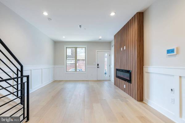 1161 S 19TH ST, Philadelphia, PA 19146